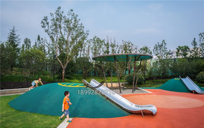 大型玩具組合滑梯對幼兒園有多重要 大型玩具組合滑梯對幼兒園有多重要