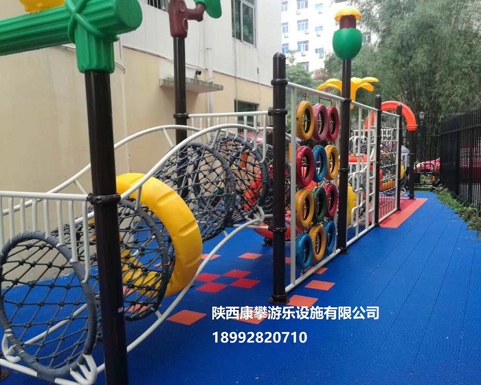 幼兒園攀爬網(wǎng)