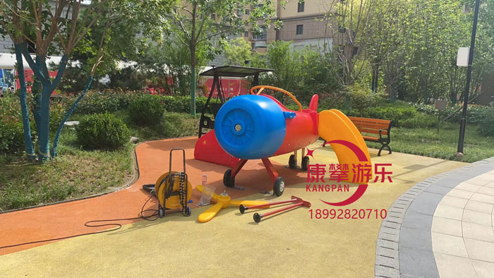 定制飛機型狀滑梯