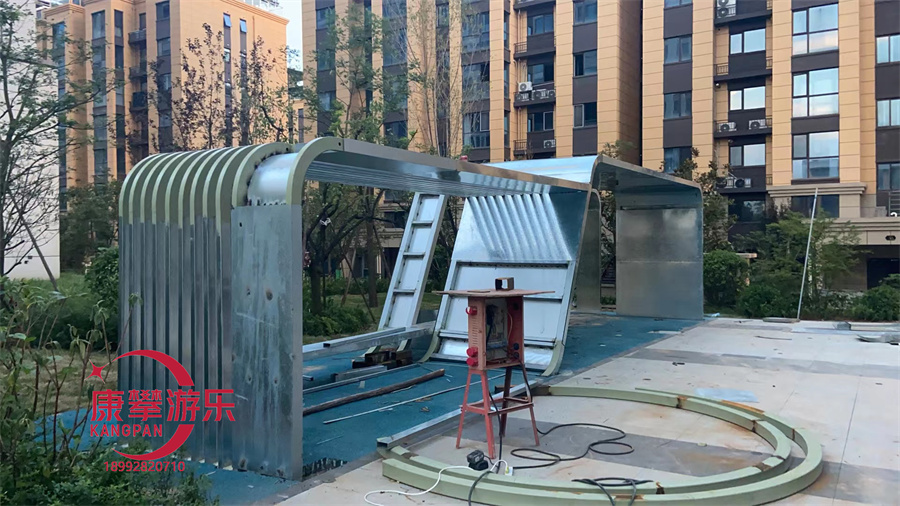 西安藍田縣翻轉(zhuǎn)墻安裝過程